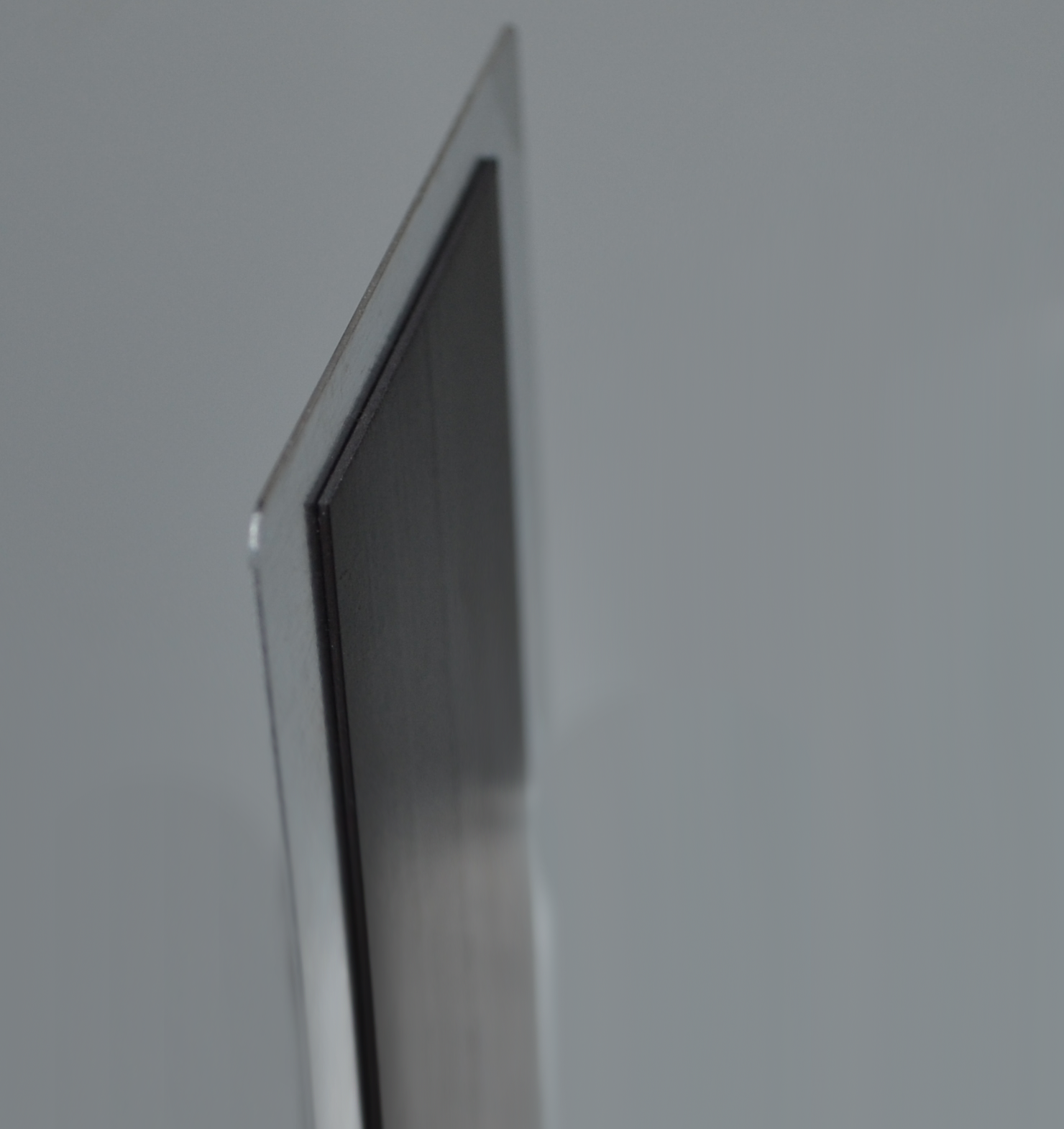 ELIZABETH HURLEY High Quality Metal Fridge Magnet 2.7x4 8234