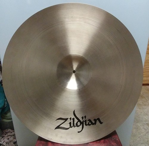 VINTAGE - ZILDJIAN 22