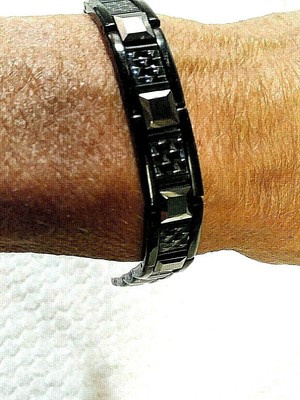 Simmons SHR Tungsten Black S/S Bracelet with Blue Carbon Fiber inlay for Men   