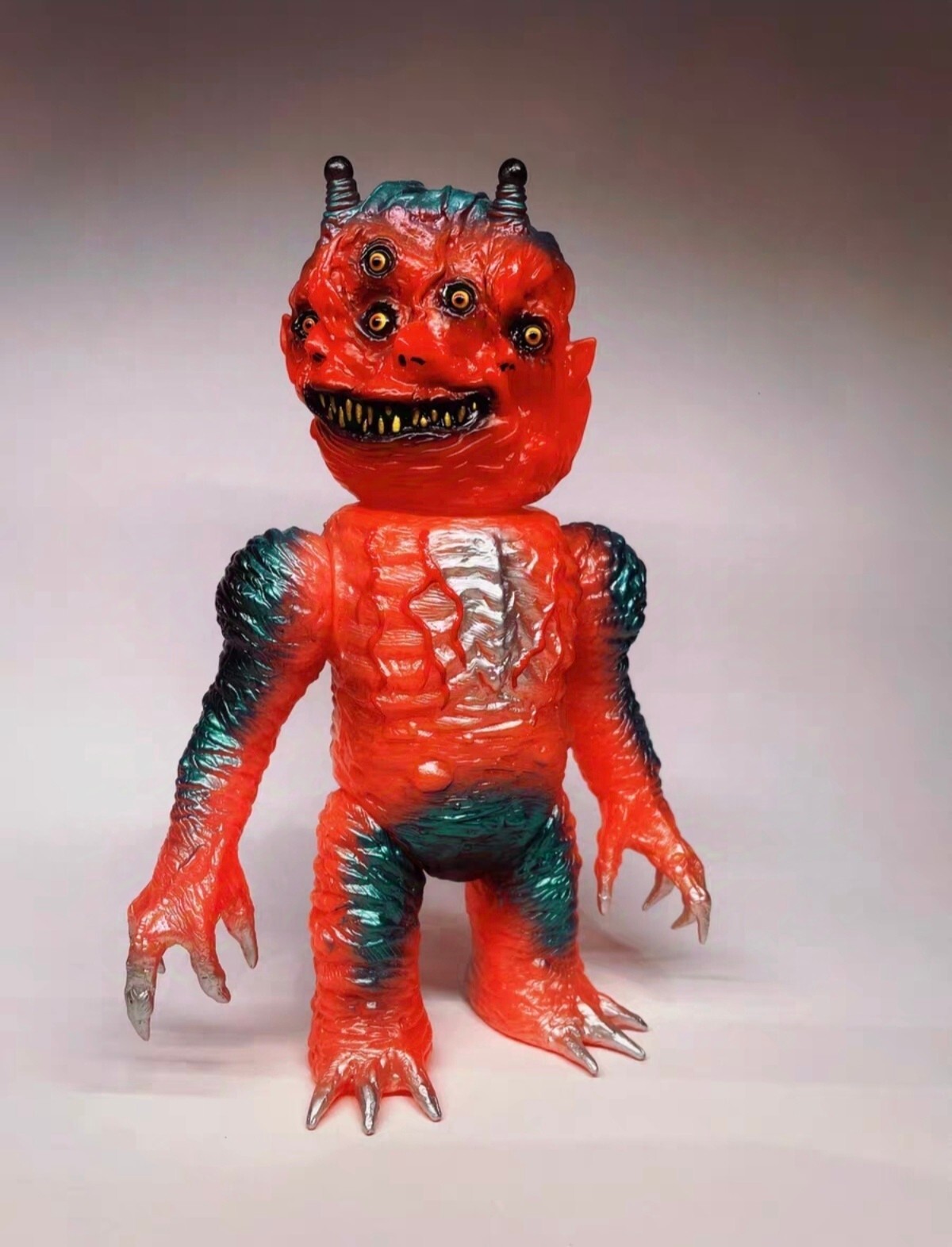 MVH DX skull head butt shb Multi Eyed Kaiju Red Ver. Rare MVH DX skull head butt shb Multi Eyed Kaiju Red Ver. Rare