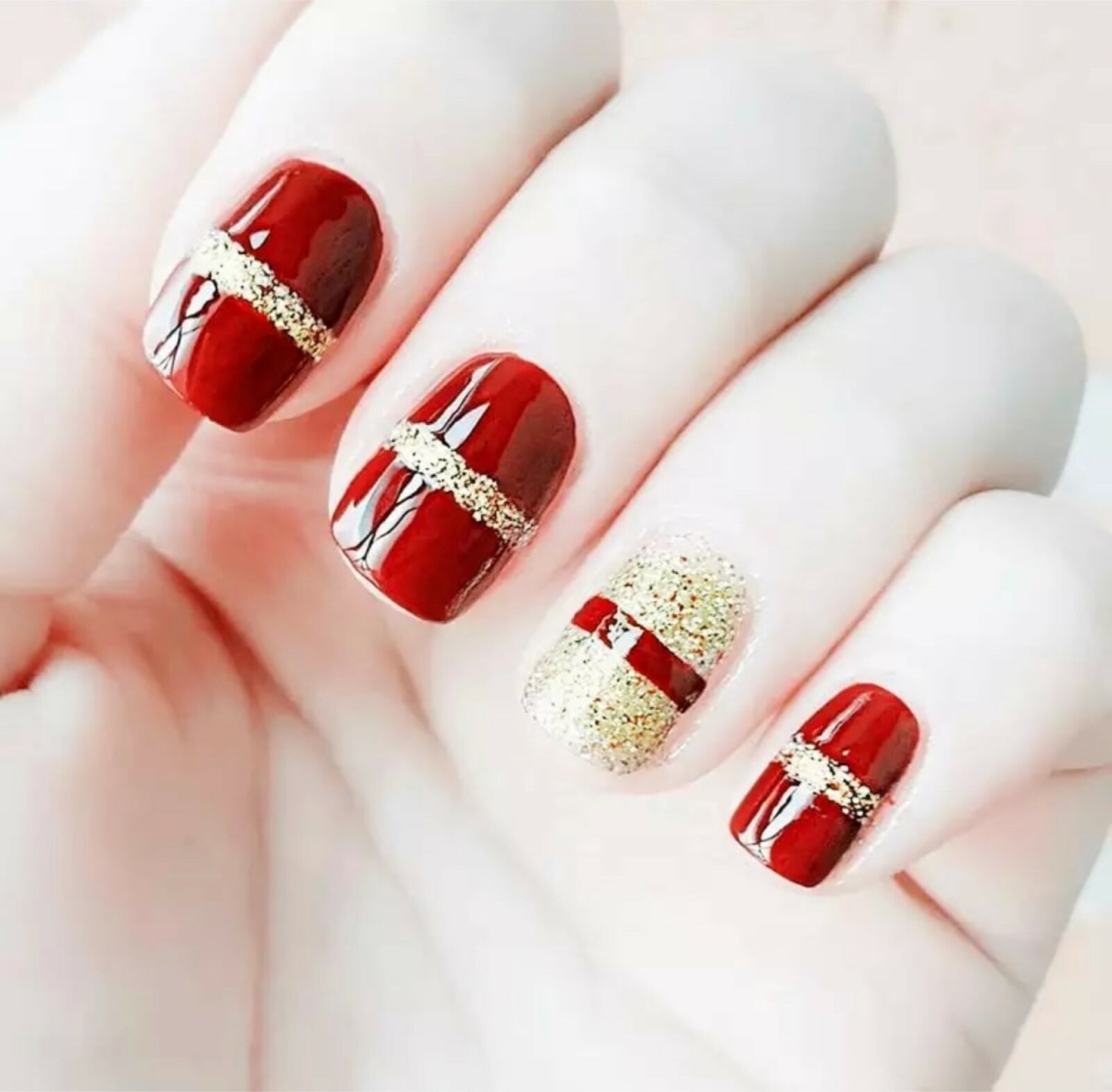 Christmas 4 design Red shimmer Fake Nails Glitter 24pcs