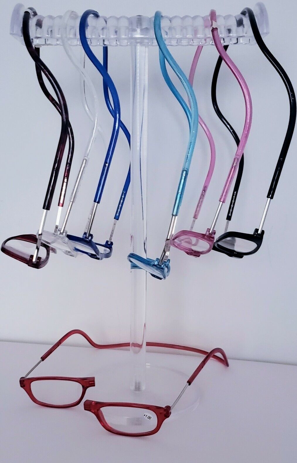Magnetic Front Reading Glasses, From 1.00 to 4.00. (Ask Available colors)