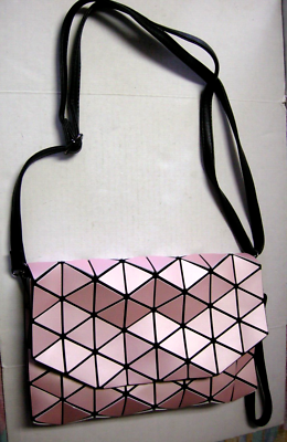 22 Tote Crossbody Purse Pink Rubber Triangle Design Brand New