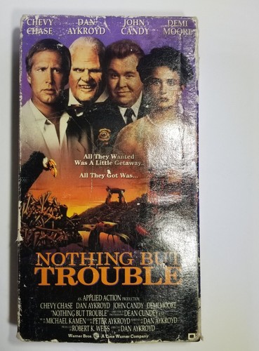 NOTHING BUT TROUBLE VHS 1991 CHEVY CHASE DAN AYKROYD JOHN