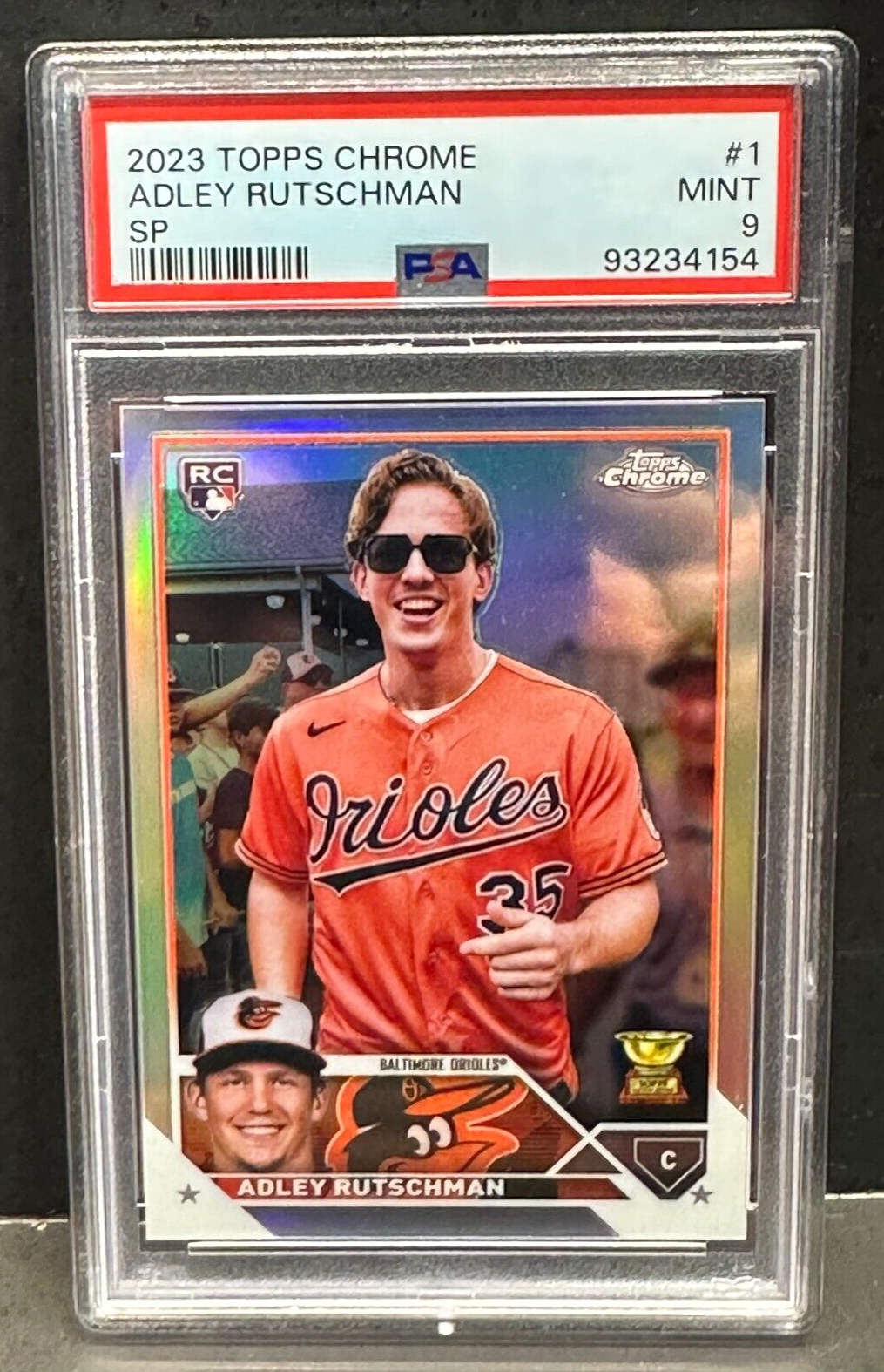 その他 Adley Rutschman 2023 Topps chrome RC Adley Rutschman 2023 Topps Chrome #1 SP Variation Wearing