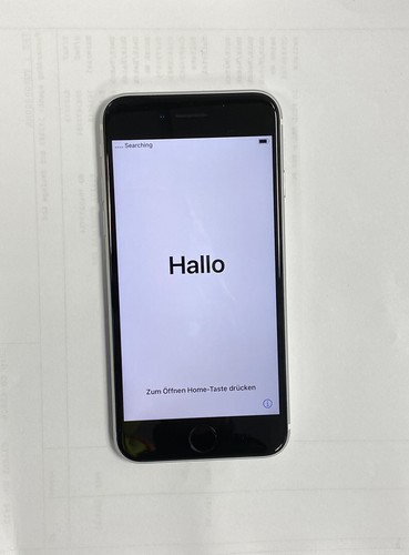 D*n様 iPhone SE Apple、新しいiPhone SEを発表：象徴的なデザインのパワフルな
