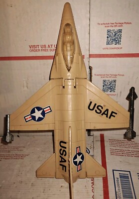 F-16 FALCON FIGHTER PROCESSED PLASTIC CO TOY PLANE USAF GENERAL DYNAMICS 