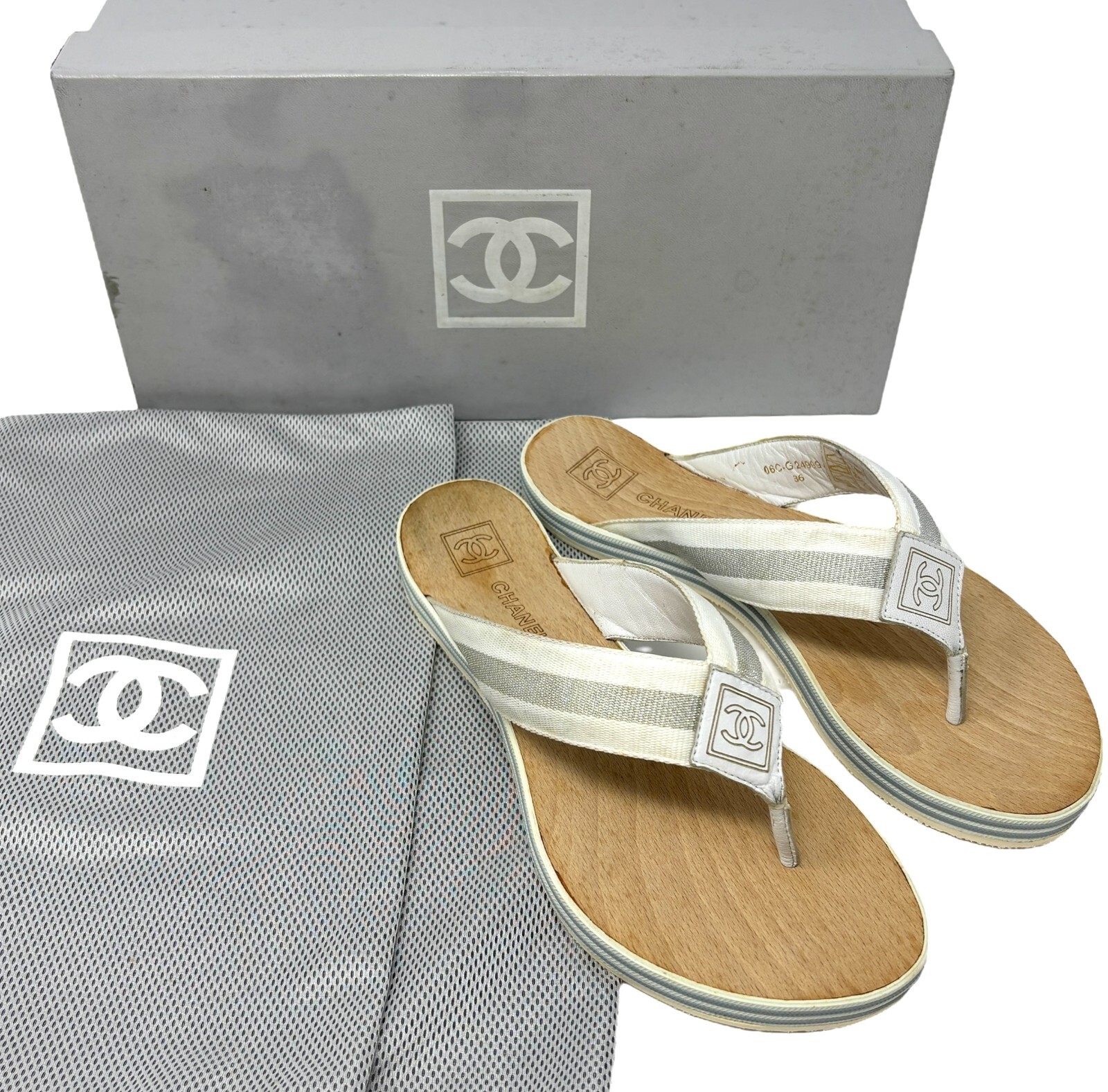 CHANEL Sport Vintage 06C CC Logo Thong Sandals #36 White CHANEL Sport Vintage 06C CC Logo Thong Sandals #36 White