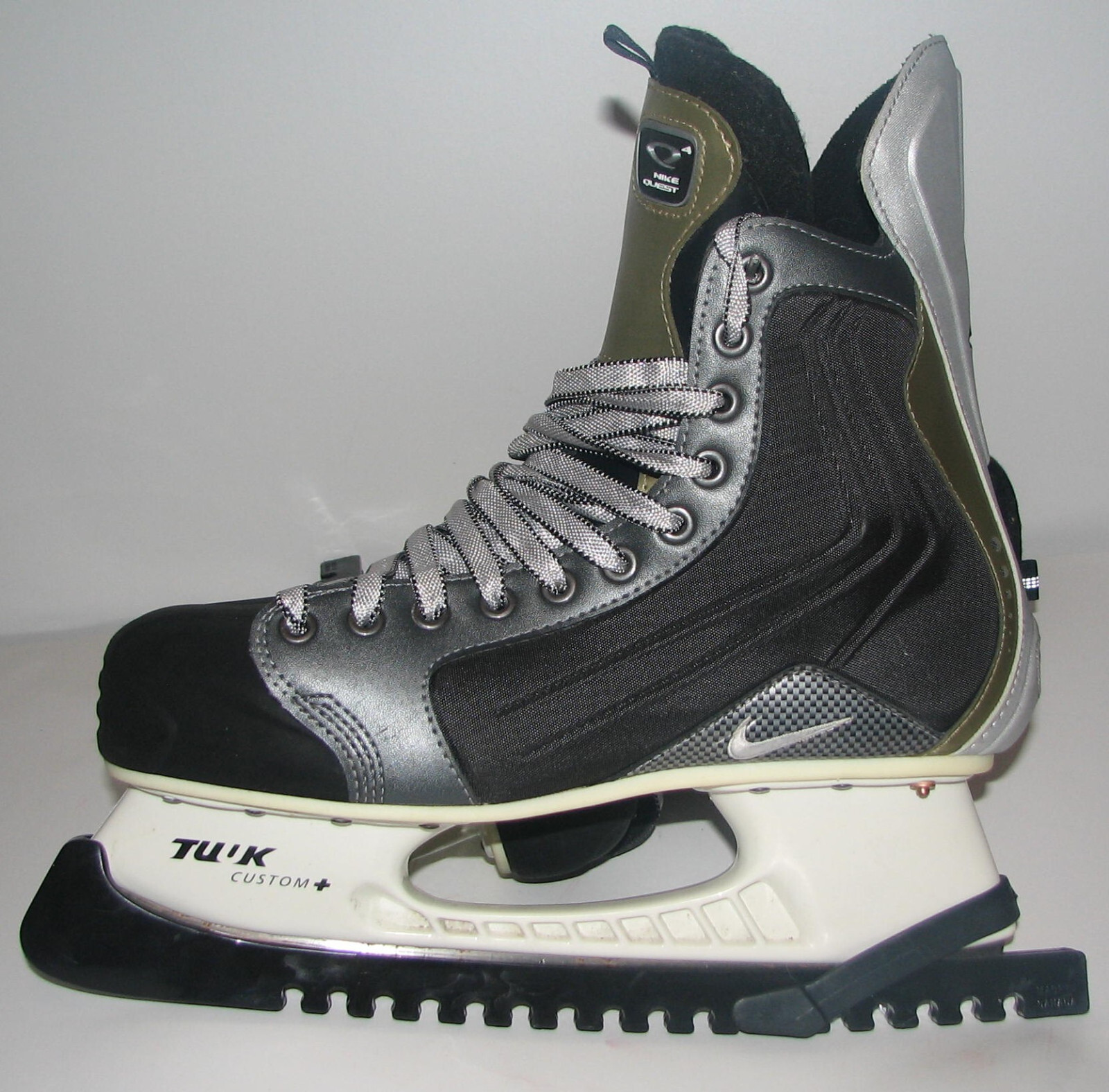 Nike Quest Q4 Zoom Air Tuuk Custom + ice skates 12DのeBay公認海外通販｜セカイモン