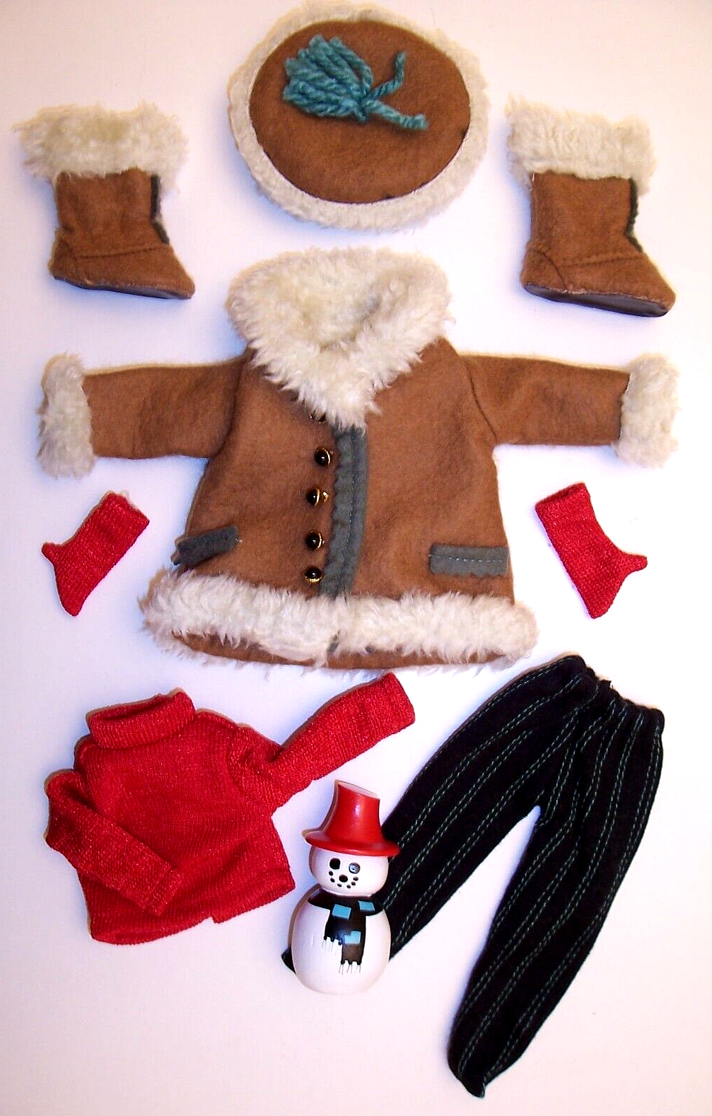 9 PC LOT TONNER MARY ENGELBREIT 10" ANN ESTELLE WARM  FUZZY DOLL CLOTHES COAT ++