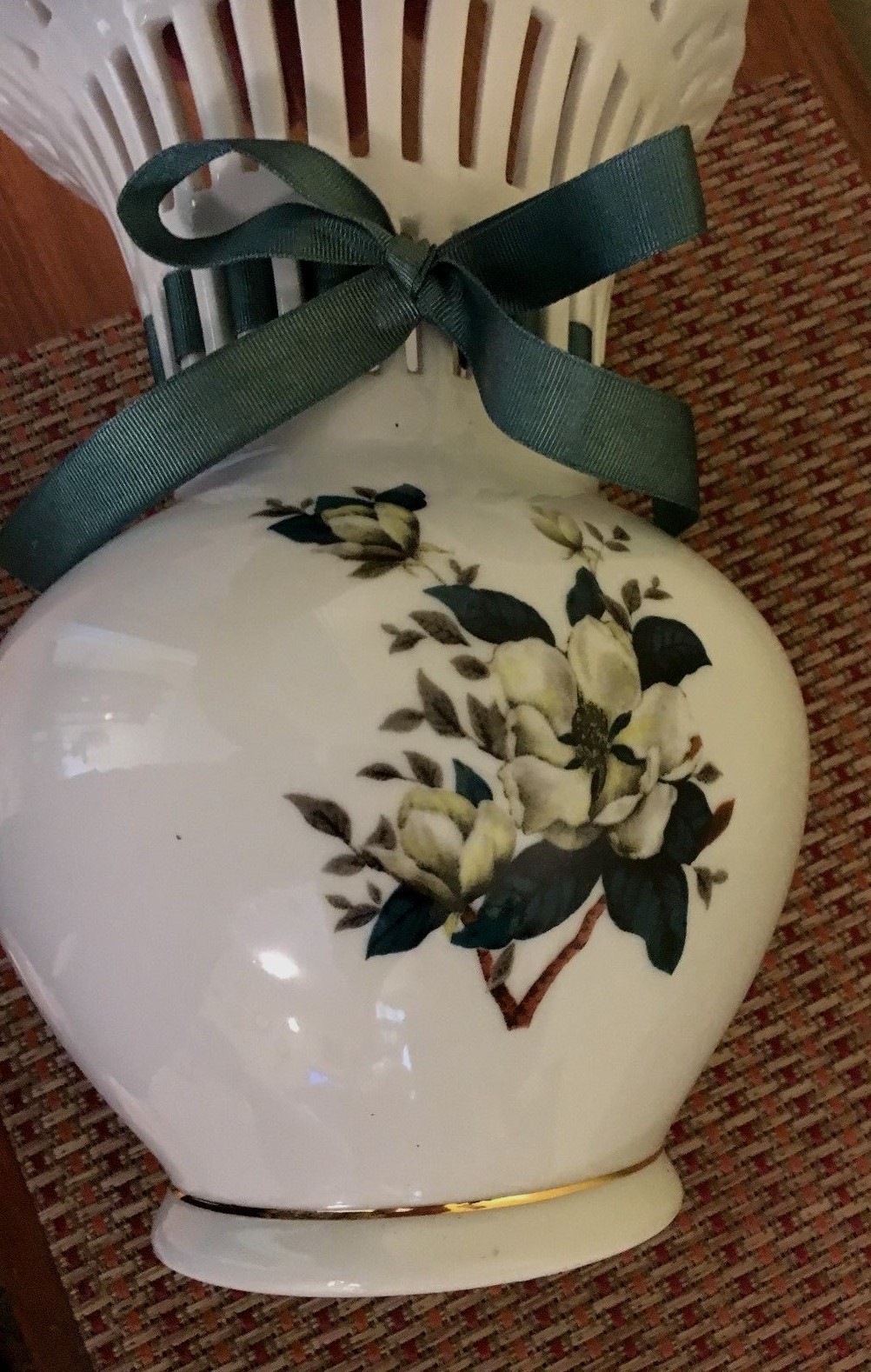 FORMALITIES LARGE VASE BY BAUM BROS. Lattice Magnolia 10”tall