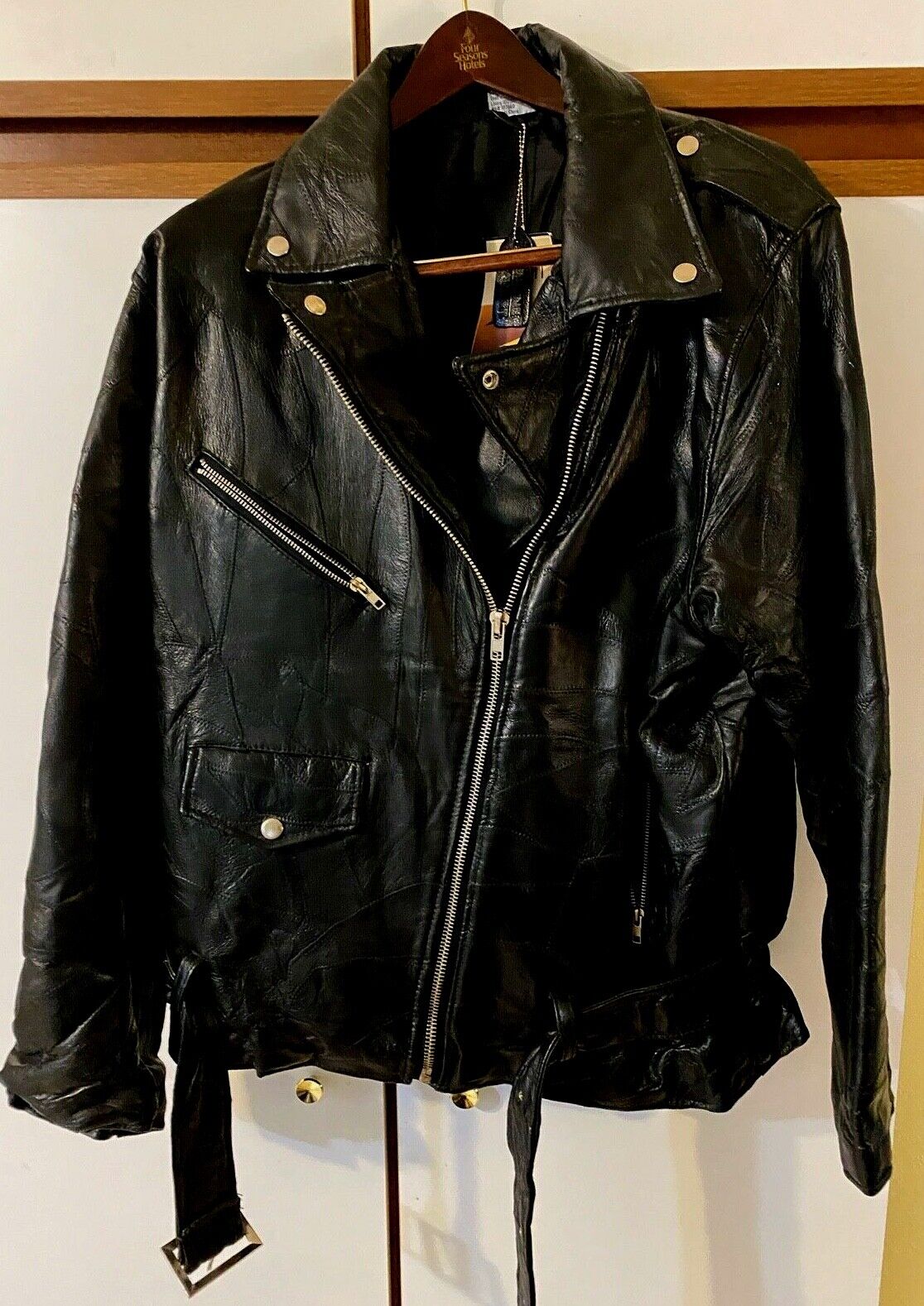 FLIGHT PATH MEN'S PATCH LEATHER JACKET #107860 Size XL *NWT FLIGHT PATH MEN'S PATCH LEATHER JACKET #107860 Size XL *NWT