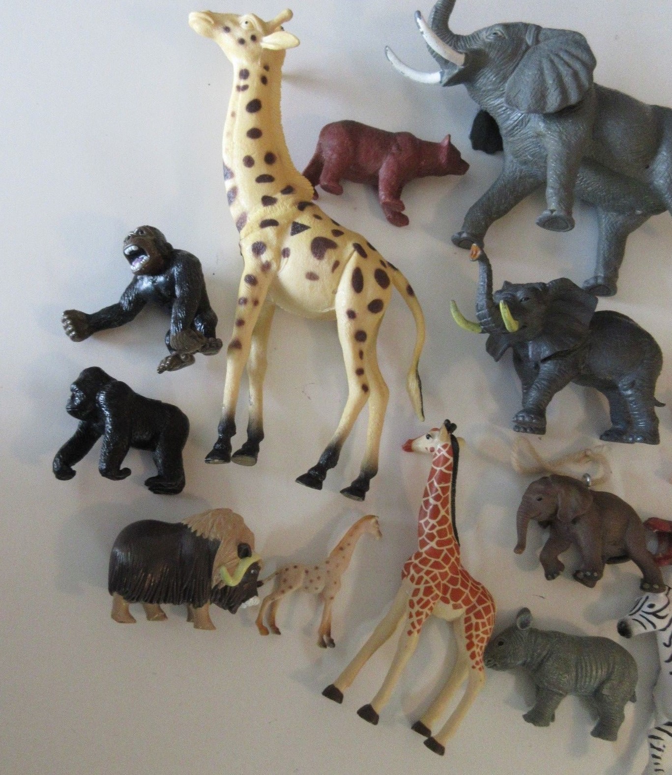 Lot of 27 Wild Toy Plastic Animals