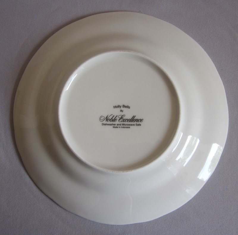 Salad Plate Christmas Noble Excellence Holly Bells Pattern 9"