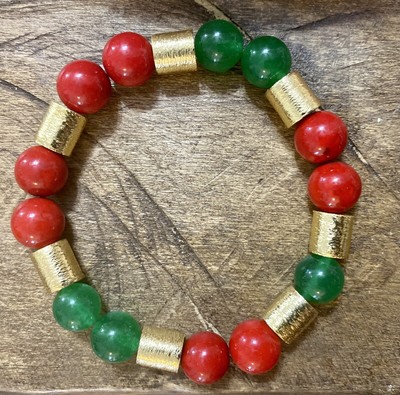 NWT Red Mashan Jade and Green Jade beaded bracelet