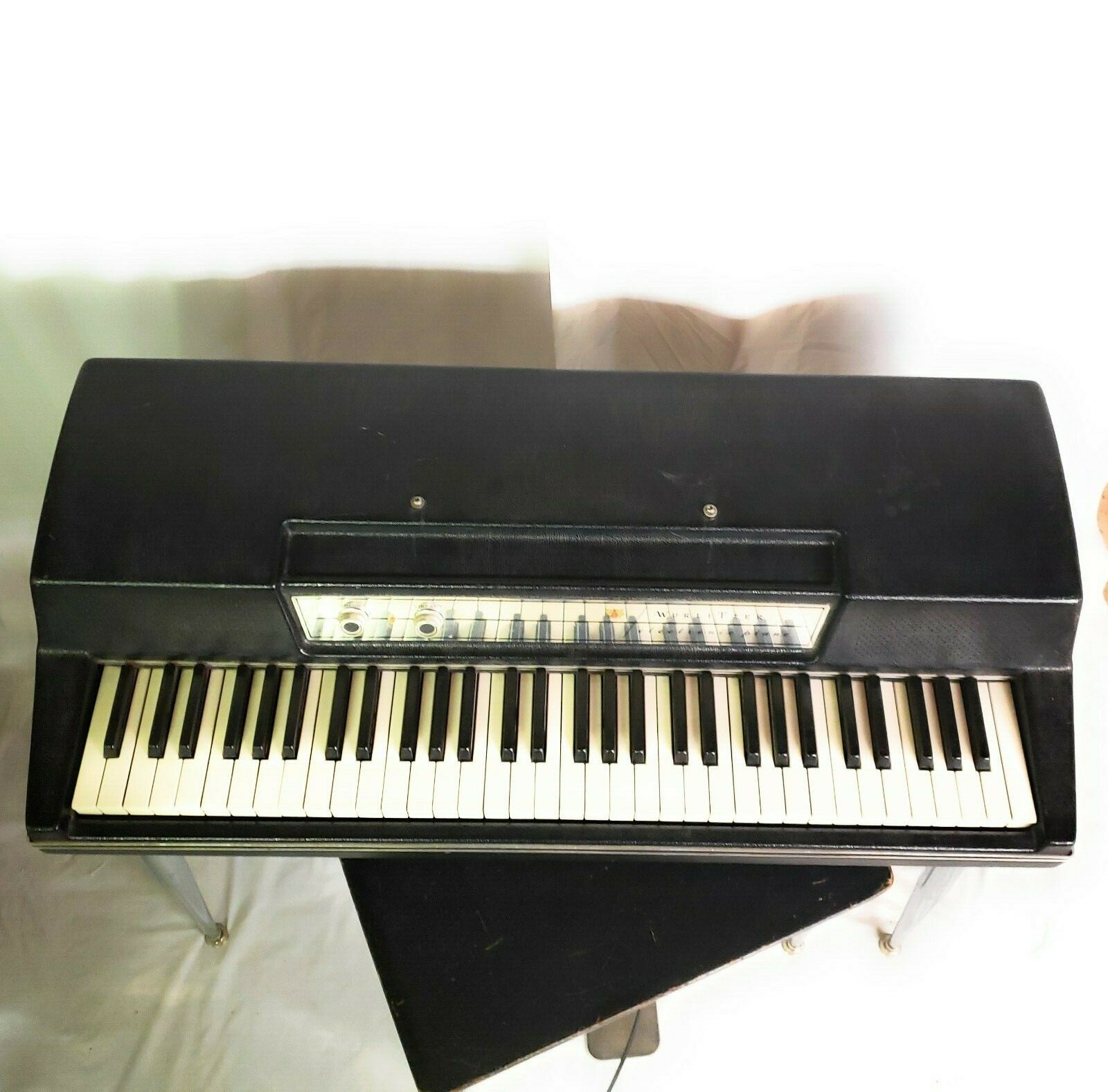 Wurlitzer 200 - Vintage Keyboard Electric Piano, Model 200 with Pedal and Bench