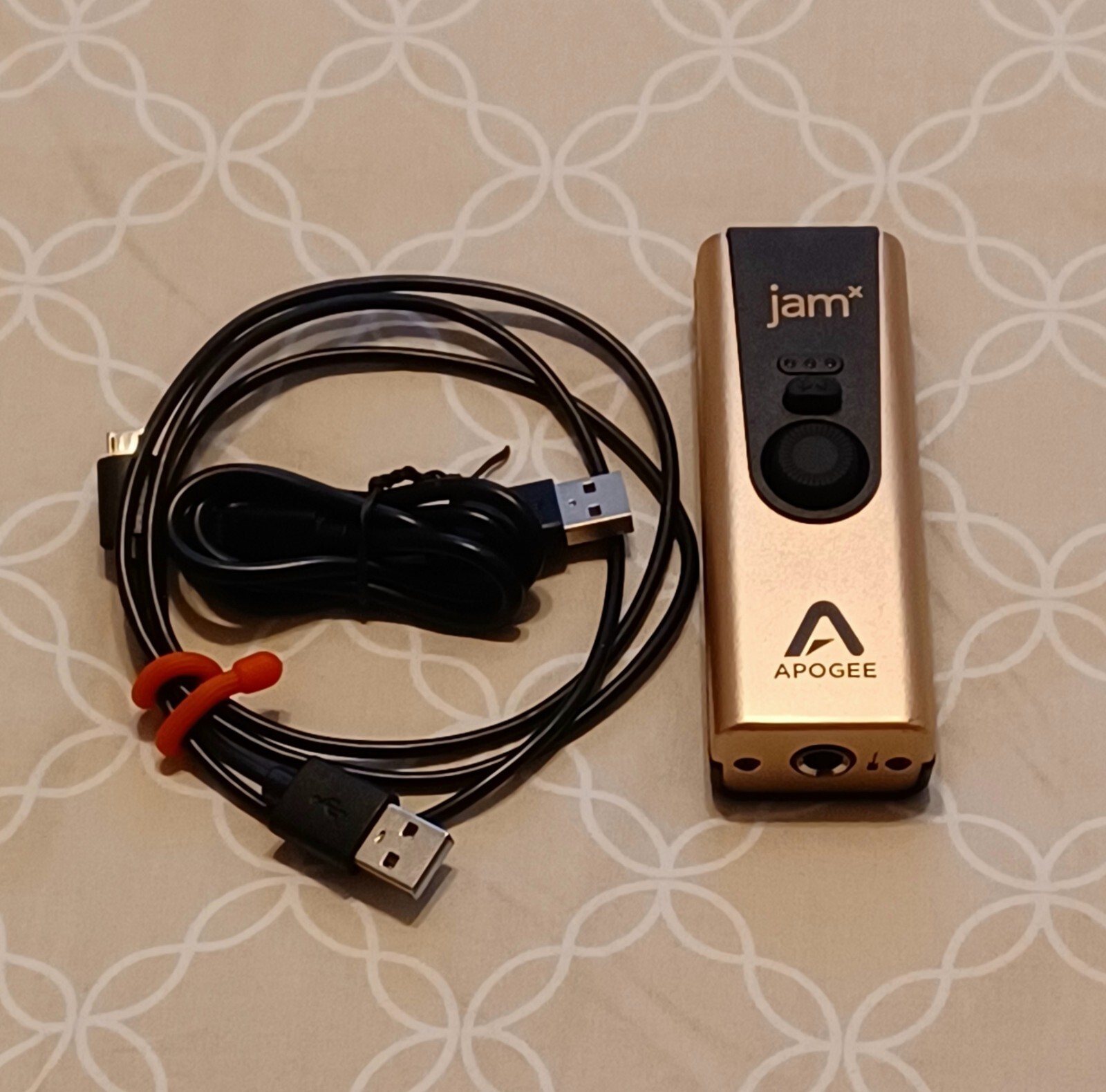 APOGEE JAM X Guitar Recording Audio Interface for Mac