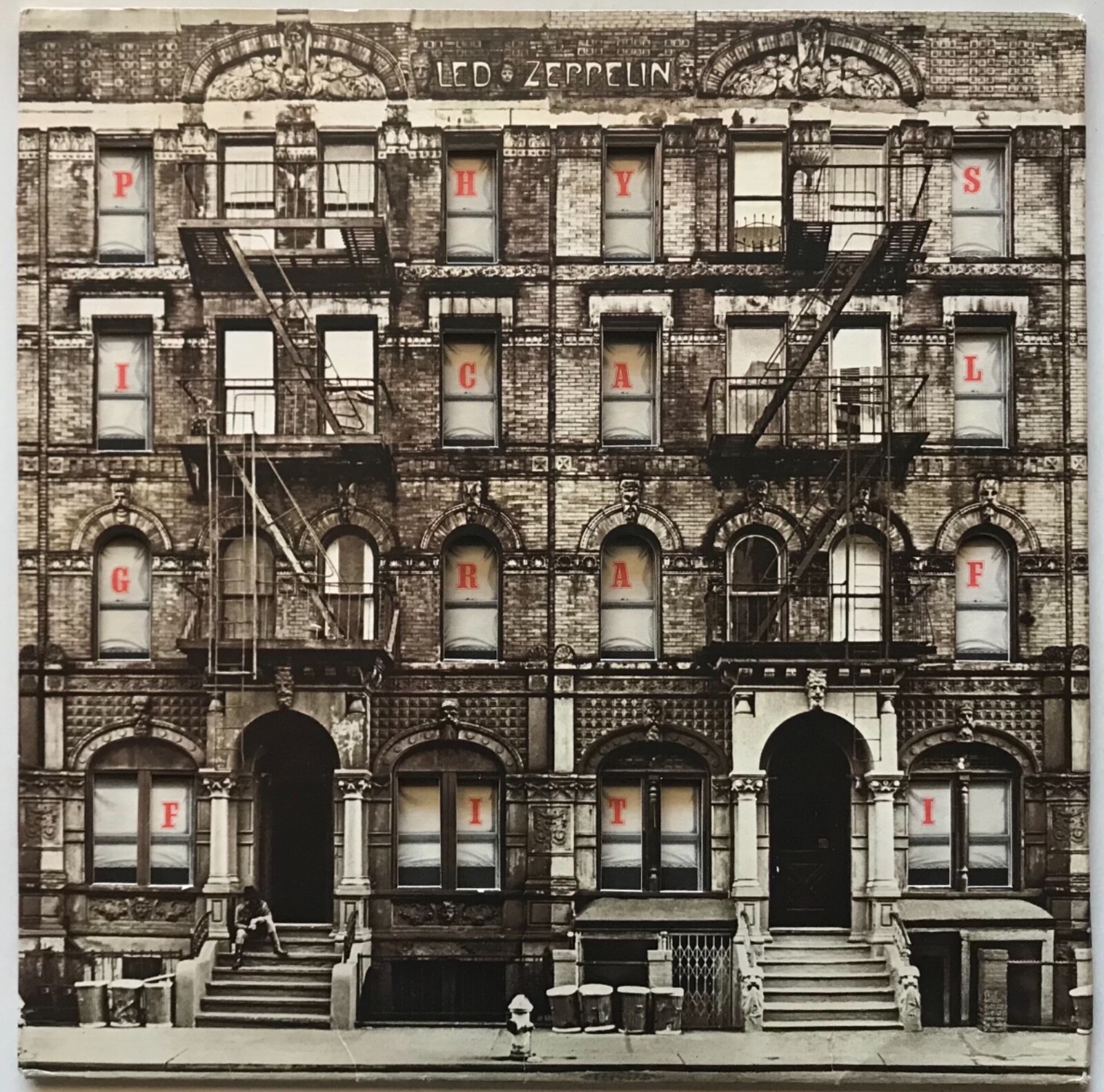 LED ZEPPELIN PHYSICAL GRAFFITI 楽譜集 Amazon.com: Led Zeppelin - Physical Graffiti Platinum Guitar
