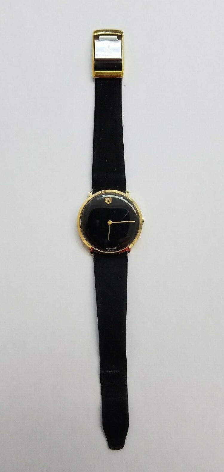 MOVADO MUSEUM 14 KARAT YELLOW GOLD DATE DOT , MECHANICAL