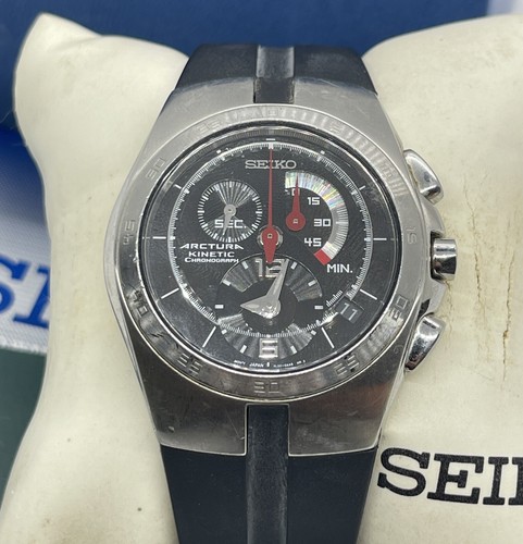 Seiko Arctura Kinetic Chronograph Mens Wristwatch 7L22-0AA0 Rubber Strap