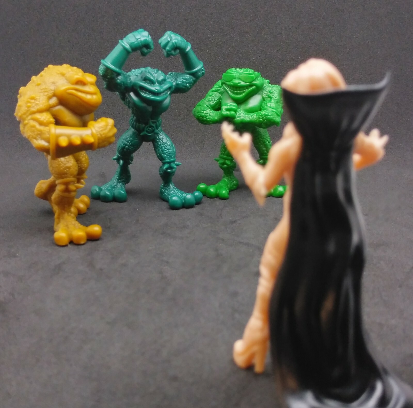 Dark Queen Vs Pimple Toad