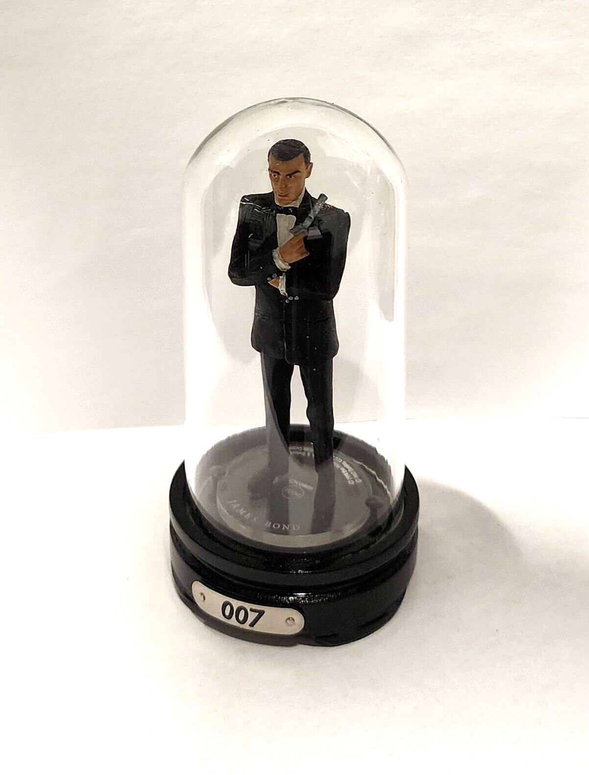 Corgi Icon Figure 007 James Bond Sean Connery rare in glass