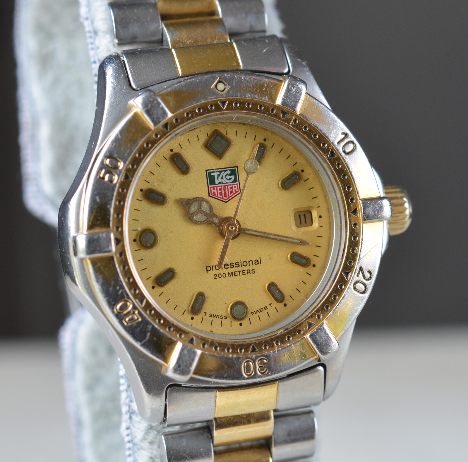 TAG HEUER タグホイヤー レディース腕時計　WE1420-R TAG Heuer Professional Gold Women's Watch - WE1420-R for