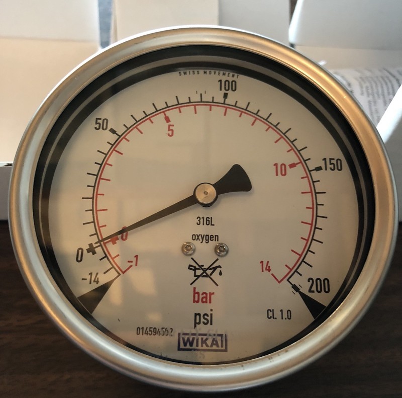 Wika Pressure / Vacuum Gauge, 114 bar (14200 psi), 316L, O2 Rated