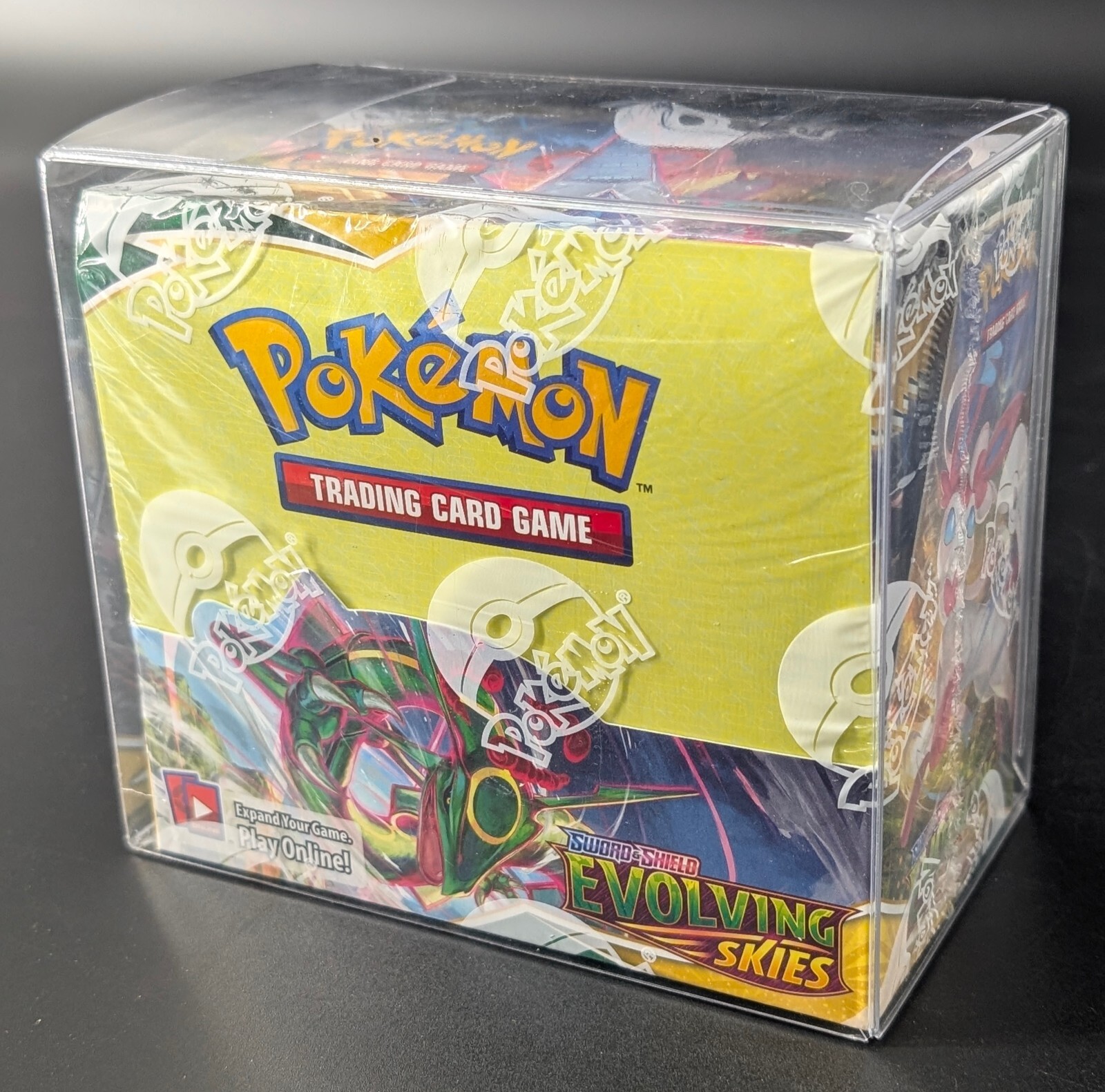Pokemon TCG Sword & Shield Evolving Skies Booster Box Sealed