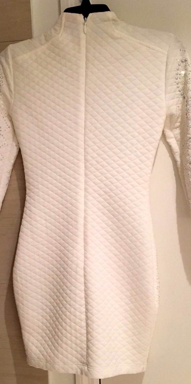 Pre-owned Bebe Ivory White Bead Stud Embellished Quilted Irridescent Top Dress S Small