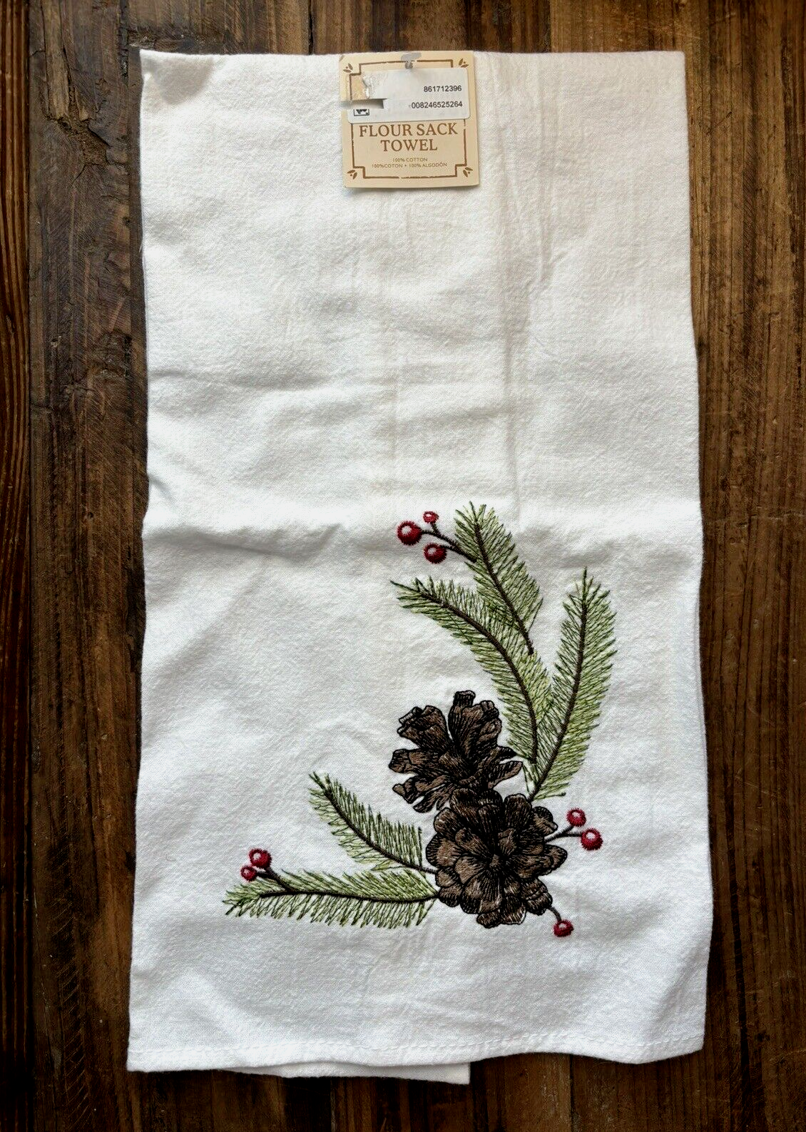 New C & F Pine and Holly Christmas Tree Flour Sack Kitchen T
