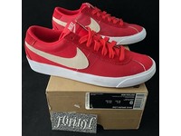 nike bruin red swoosh