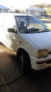 Daihatsu mira l200
