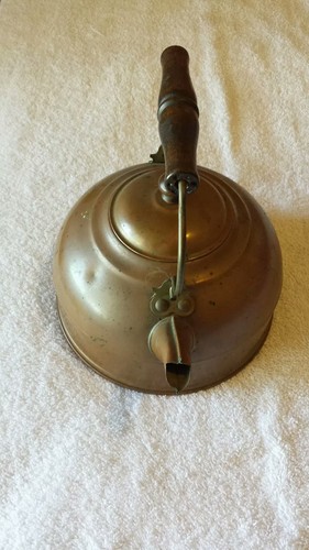 VINTAGE COPPER KITCHEN TEAPOT TEA KETTLE WOOD HANDLE Revere Ware, Rome N.Y. 1801