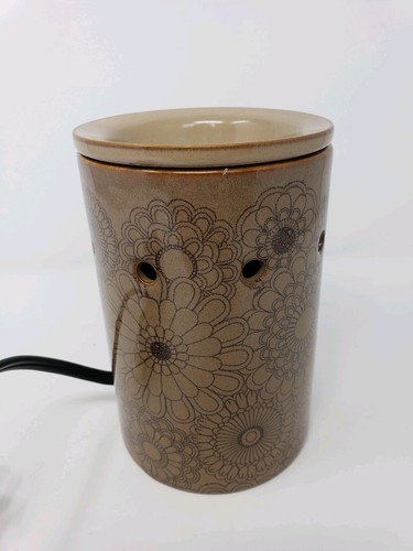 SCENTSY FULL SIZE WARMER 