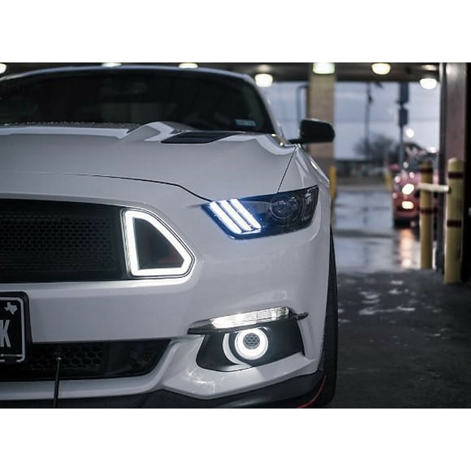 マルチカラー デーモンアイキット 2015-2017 Ford Mustang Amazon.com: Diode Dynamics Multicolor Demon Eye Kit