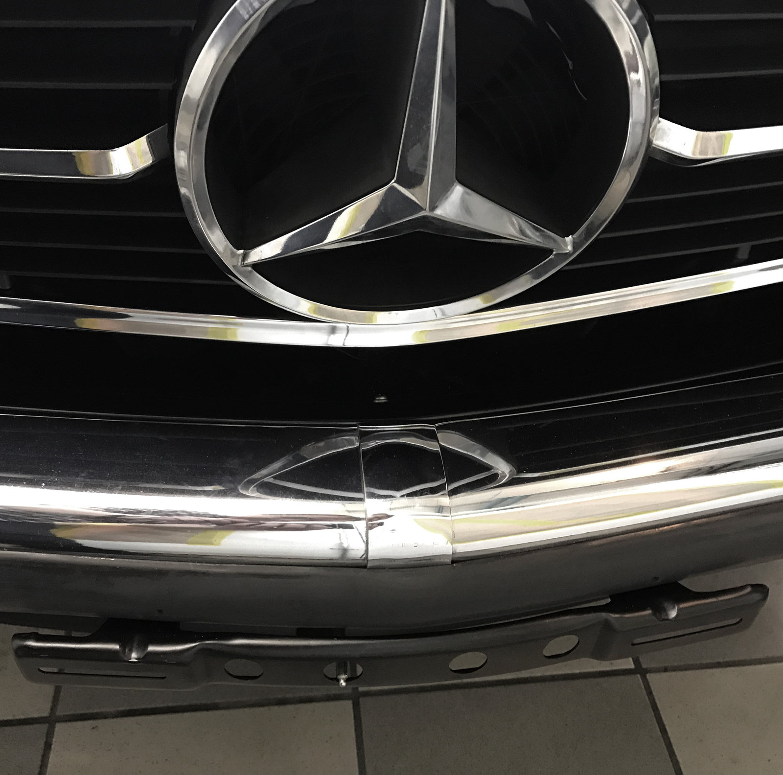 Mercedes SL SLC W107 Kennzeichenhalter Kennzeichen Halter Träger