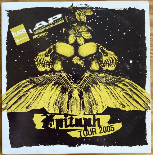 【中古】 Epitaph Presents: Epitaph Tour2005 s-l400.jpg