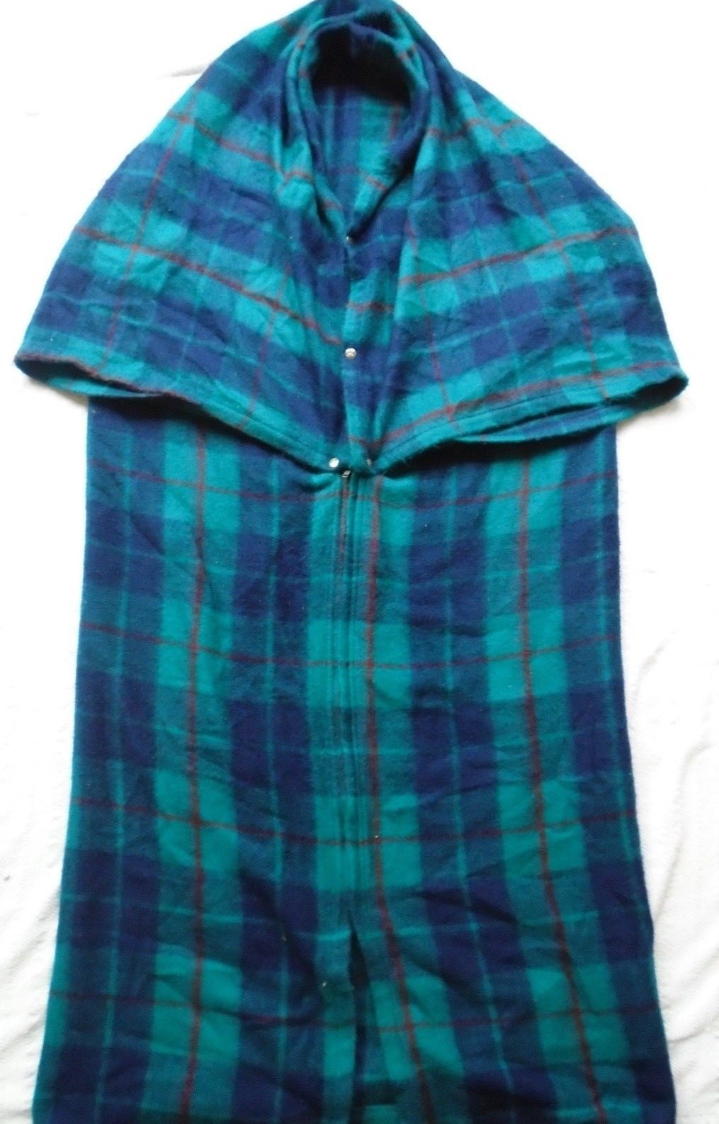 Tennessee Woolen Mills Plaid Wearable Snap Blanket Blue Green Maroon Stadium