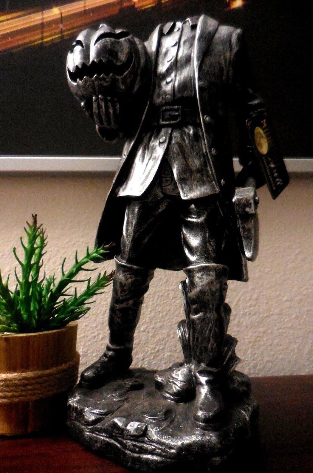 16 16