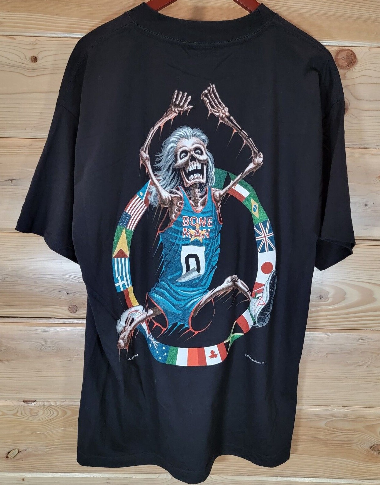 Vintage Bone Man T Shirt Men XL Skeleton Jump Country Flags Vintage Bone Man T Shirt Men XL Skeleton Jump Country Flags