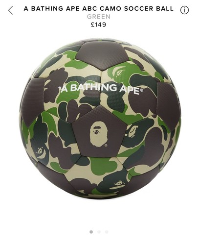 A BATHING APE アベイシングエイプ 2014ブラジル サッカーボール 売れ筋がひ贈り物！ エイプ APE BATHING ✨未開封✨A 2014