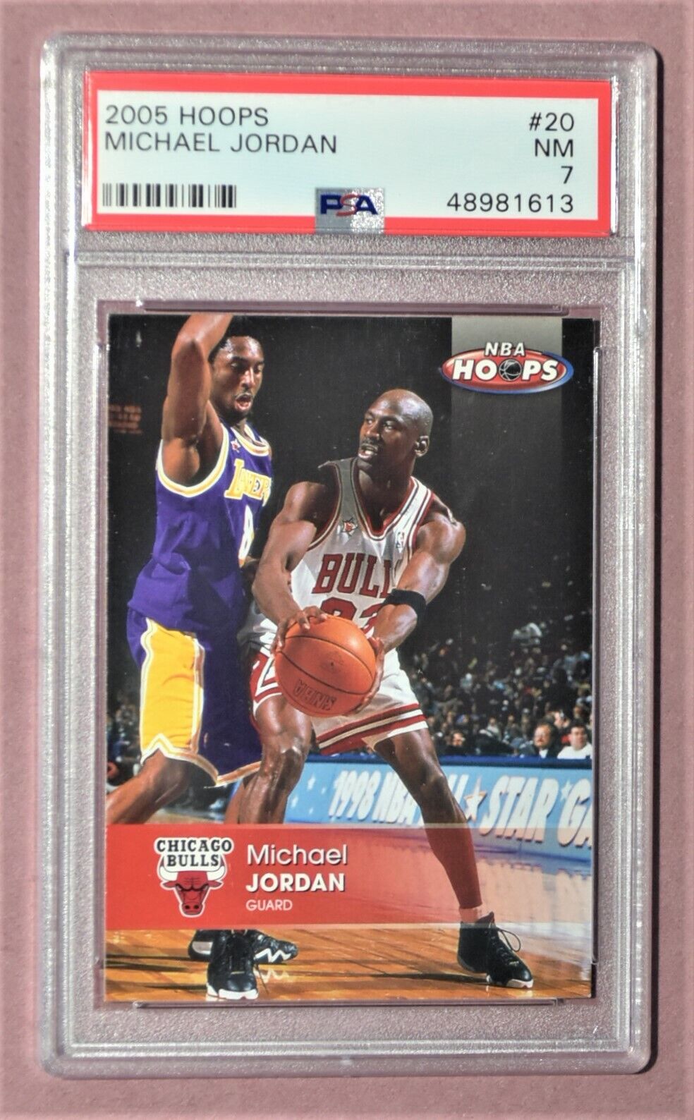 2005-06 Fleer Hoops MICHAEL JORDAN vs KOBE BRYANT #20 PSA 7 2005-06 Fleer Hoops MICHAEL JORDAN vs KOBE BRYANT #20 PSA 7