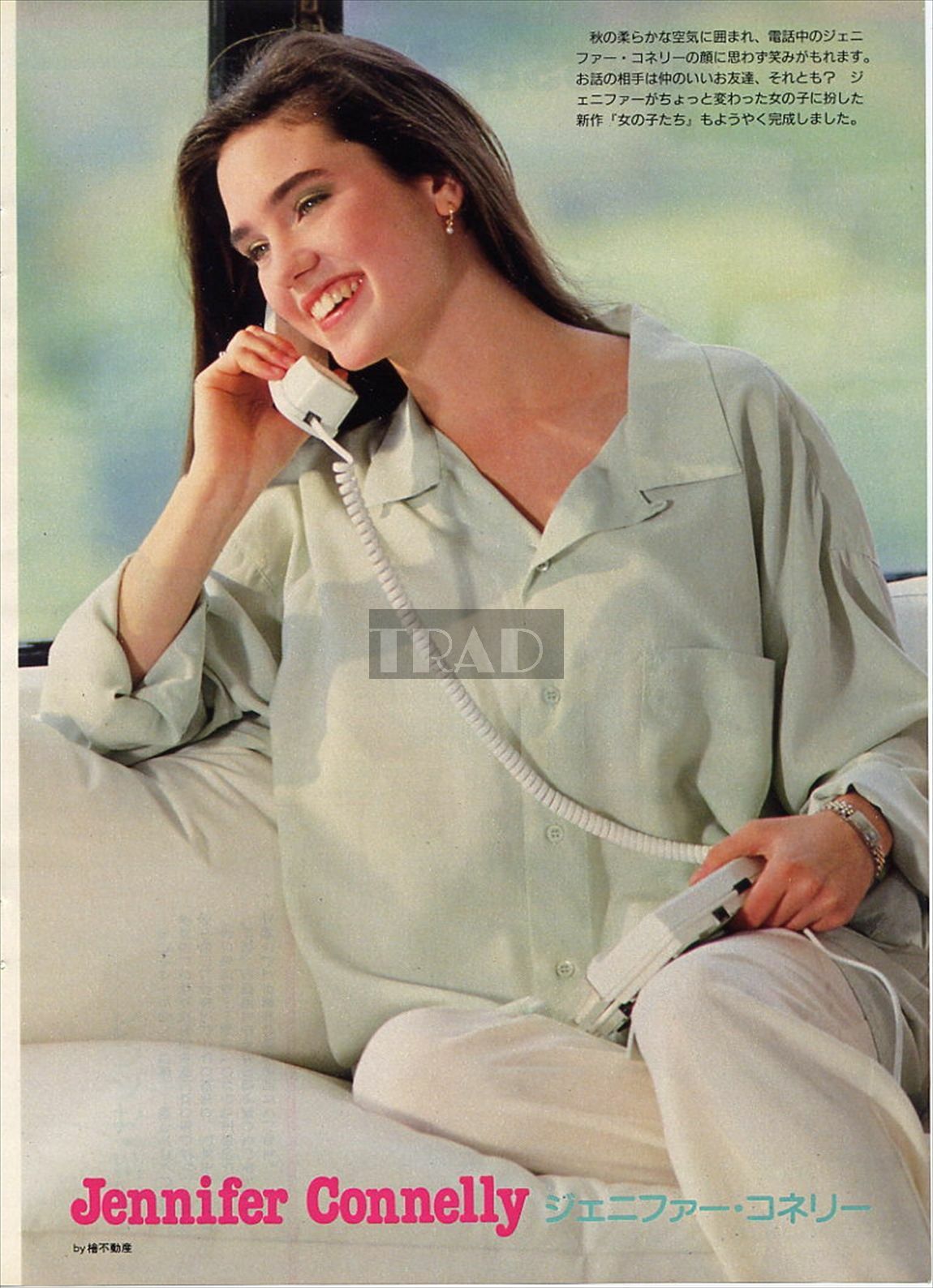 Jennifer Connelly サイン s-l400.jpg