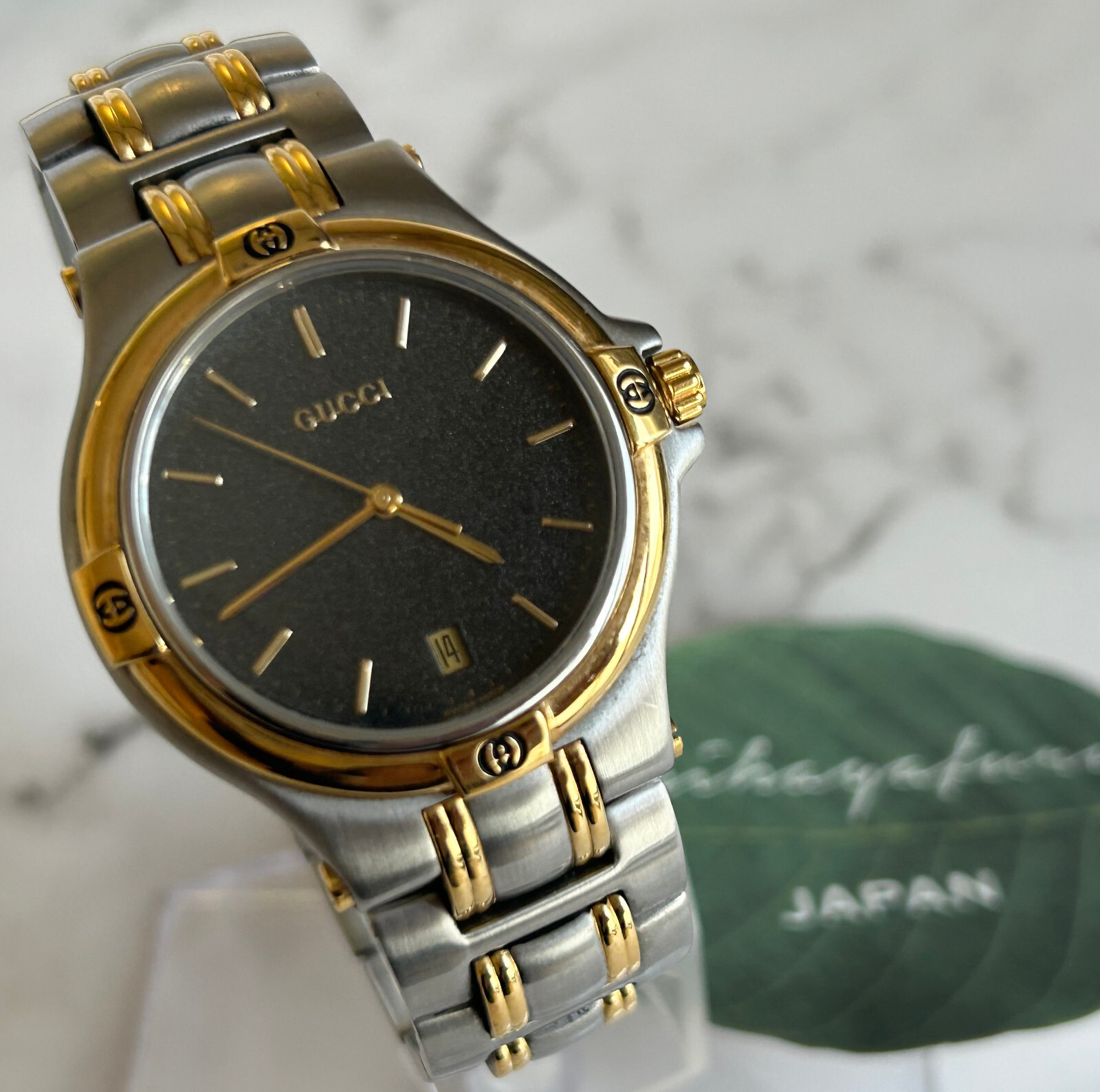 GUCCI グッチ 9040M メンズウォッチ コンビカラー 腕時計 楽天市場】電池交換済 GUCCI グッチ 9040M デイト アイボリー
