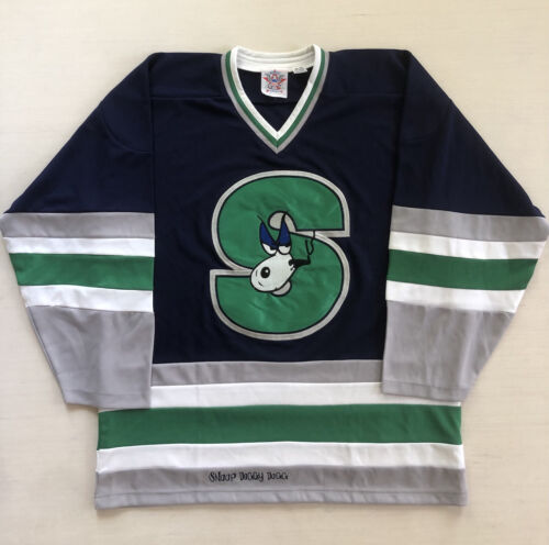 How Nostalgia (and Snoop Dogg) Sparked a Retro Hockey-Jersey Craze - WSJ