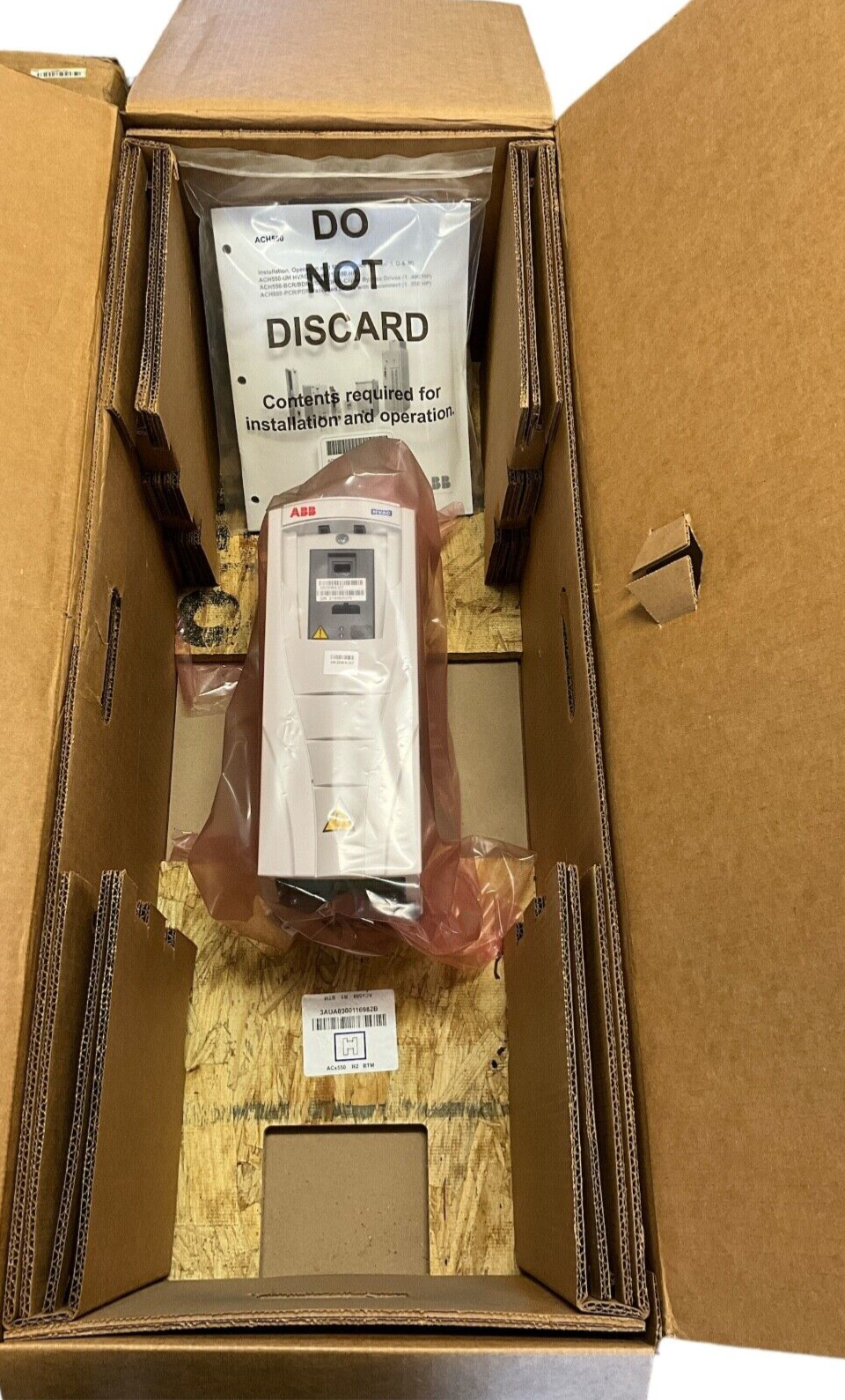 ABB ACH550-UH-08A8-4, Carrier HK30WA357 3 PH 380-480VAC ABB ACH550-UH-08A8-4, Carrier HK30WA357 3 PH 380-480VAC