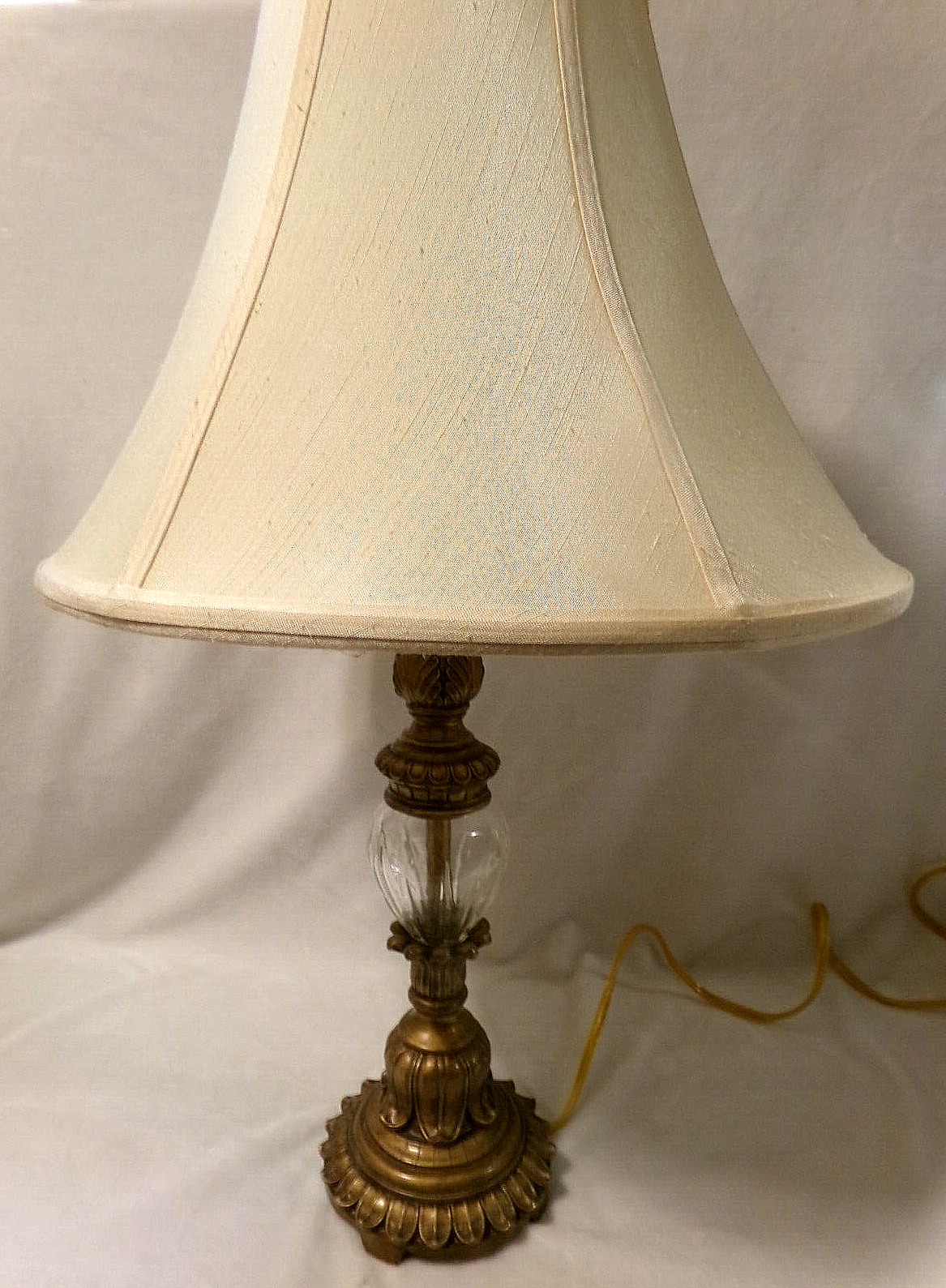 インド　SUNオールドランプＢ VINTAGE SUNLITE DEEP GOLD RESIN and GLASS TABLE LAMP w/GOLD