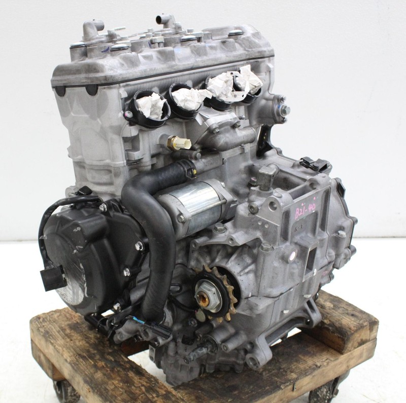 しげりん 24 KAWASAKI NINJA ZX4RR ENGINE MOTOR CYLINDER HEAD CRANK