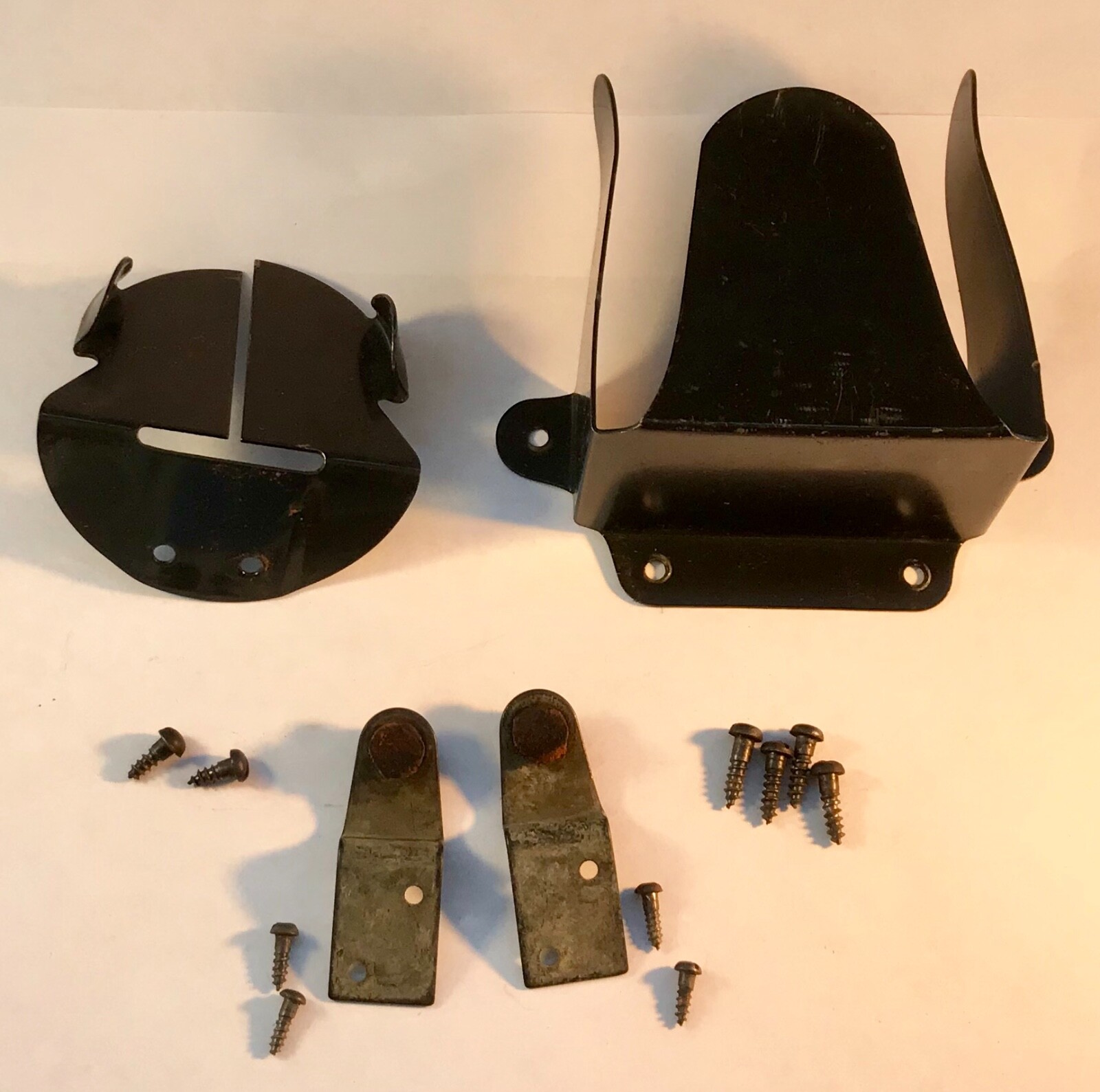 Vintage Singer Bentwood Case Knee Bar Brackets Oil Can Accessories Box Holders